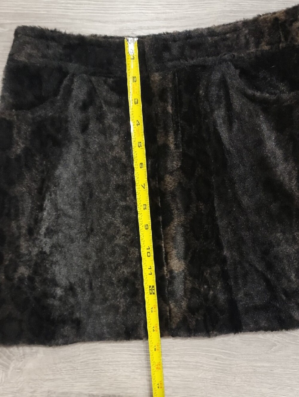 Betsey Johnson Faux Fur Leopard Print Mini Skirt - Black/Brown - Picture 2 of 7